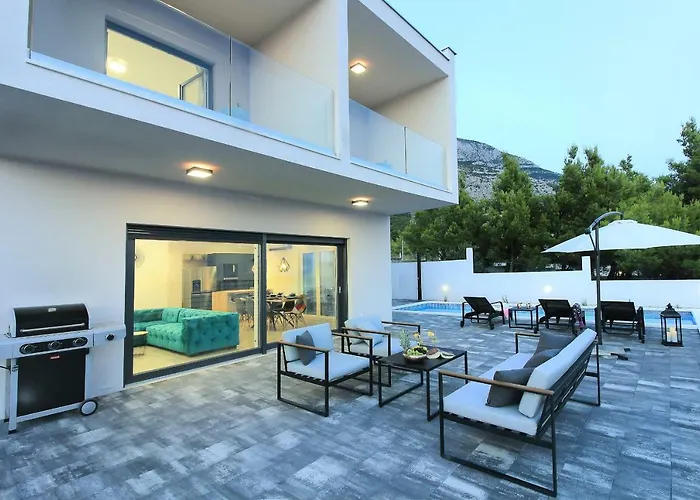 Navis Heated Pool וילה *